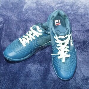 Fila Men's Axilus 2 Energized Athletic Shoes. Size 10.5 NWOB. Retail $115.00.